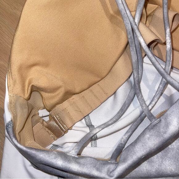 Lululemon Virtuous Tank Blazer Fossil / White 8 - Picture 10 of 15